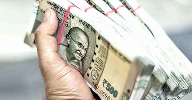 నా అకౌంట్ లో మోదీ 5లక్షలు వేశారు, ఖర్చు పెట్టేశాను..ట్విస్ట్ ఇదే