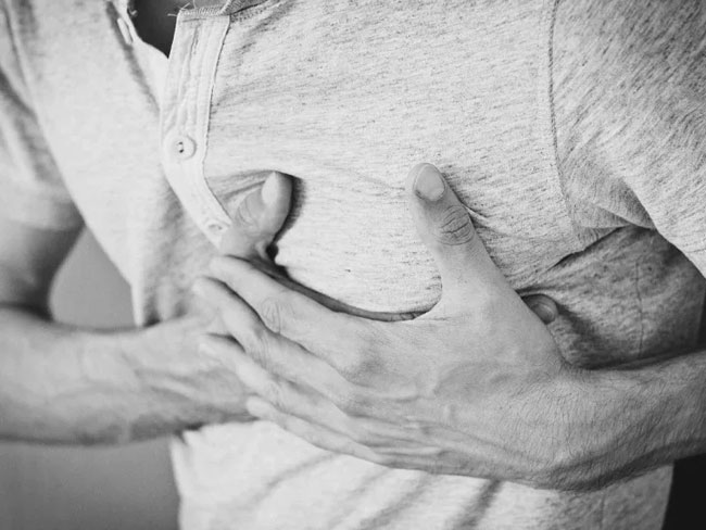 అతి చిన్న వయస్సులోనే హార్ట్ ఎటాక్..కారణాలేంటి?