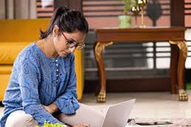 వర్క్ ఫ్రమ్ హోమ్ లో కూడా లైంగిక వేధింపులు .. ఎలా అంటే