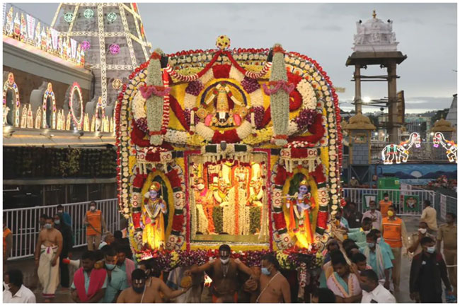 శ్రీవారి భక్తులకు షాక్ .. టీటీడీ సంచలన నిర్ణయం