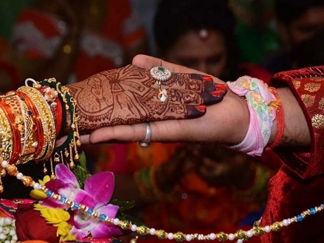 Hyderabad Mothers being liberal, vote for love marriage of kids!