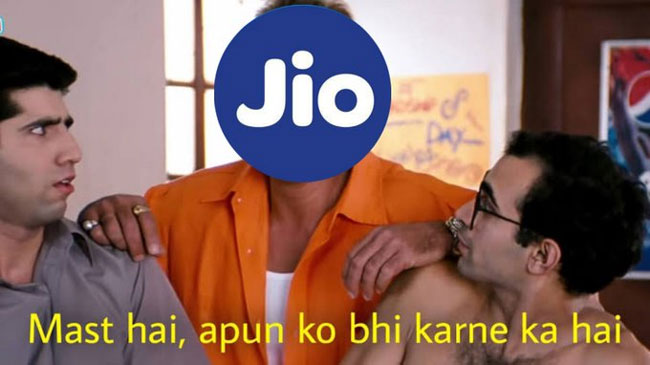 మీమ్స్ జోరు: నిన్న ఫేస్ బుక్.. నేడు జియో నెట్‌వర్క్ డౌన్