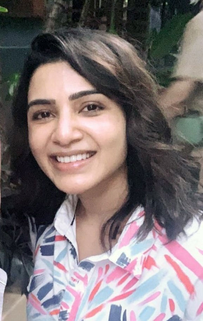 స‌మంత క‌ళ్లు వేరే క‌థ చెబుతున్నాయి!