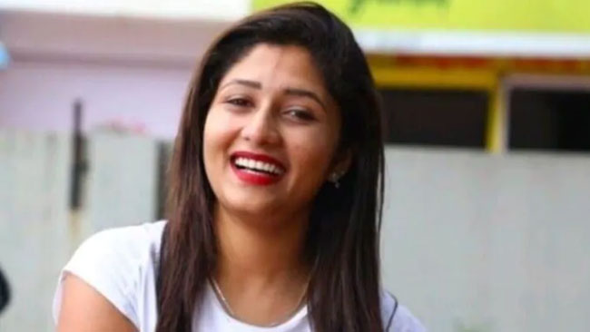 హీరోయిన్ ఆత్మహత్యకు తెలుగు ప్రియుడు కారణమా?