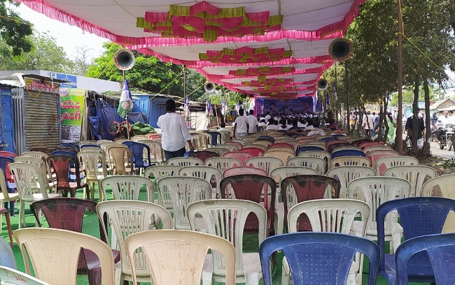 82 వేల మెజారిటీ... బోసిపోయిన ప్ర‌జాగ్ర‌హ దీక్ష‌