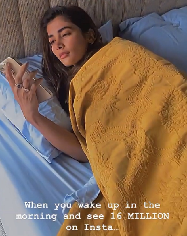 వేకువ‌ఝామున నిదుర లేవ‌గానే షాక్ తిన్న పూజా