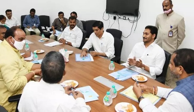 చంద్రబాబును చూడాలని ఉంది.. మనసులోని కోరికను బయటపెట్టిన జగన్