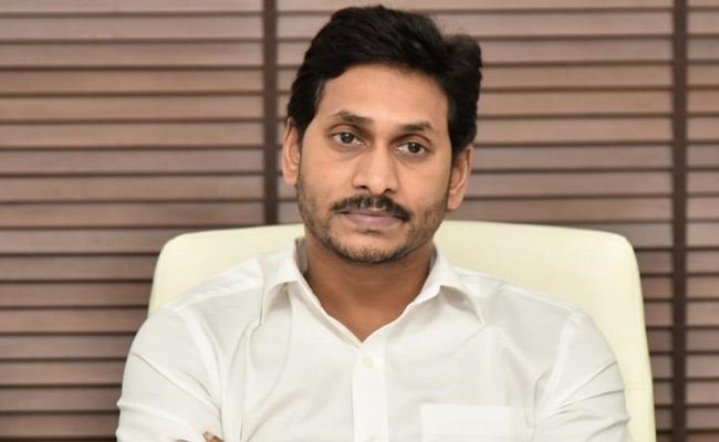 సీఎం జగన్ పై సీబీఐ కోర్టు అసహనం!