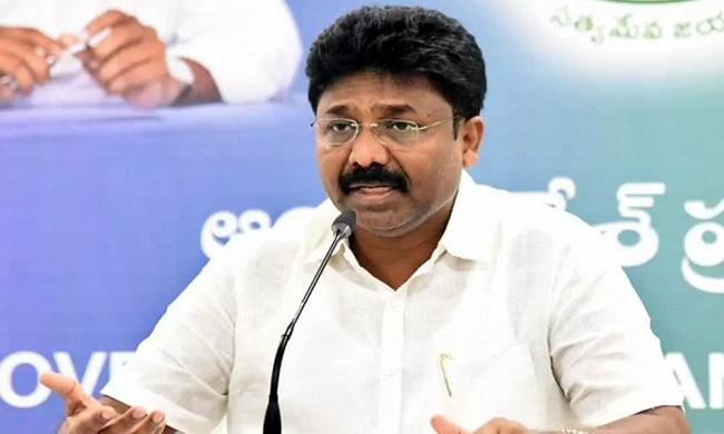 మంత్రి సురేష్ కాన్వాయ్ ఢీకొని వ్యక్తి మృతి