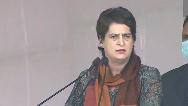 మోడీ ప్రభుత్వం వ్యాపారుల కోసమే పనిచేస్తోందా?