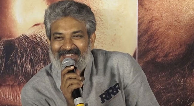 ఎమోషన్స్ పరంగా బాహుబలి కంటే RRR చాలా స్ట్రాంగ్: రాజమౌళి