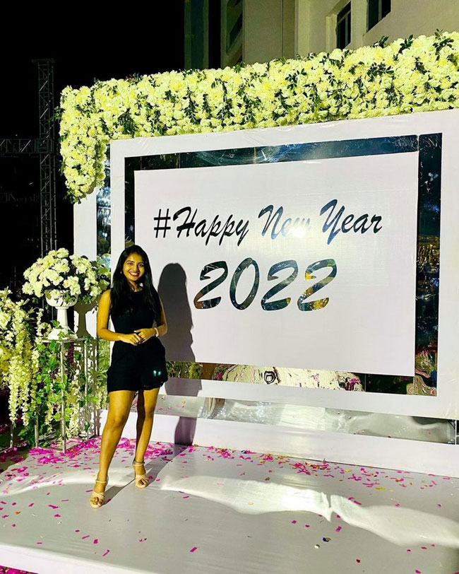2022 NYE సెల‌బ్రేష‌న్ లో అన‌న్య నాగ‌ళ్ల‌