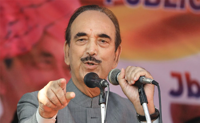 గులాం నబీ కోసం మరిన్ని సర్ప్రైజెస్ వెయిటింగ్.. . ?