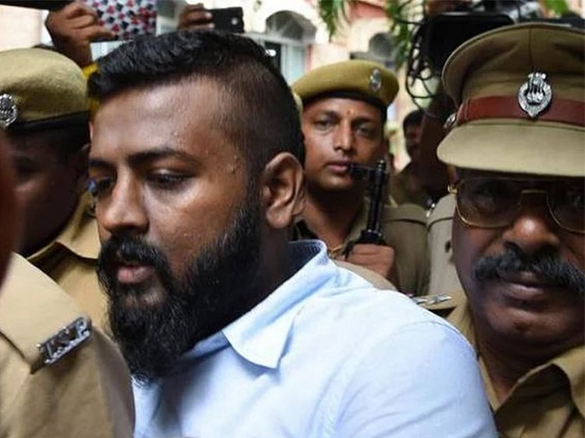 3 Happening Heroines Revealed In Sukesh Trap!