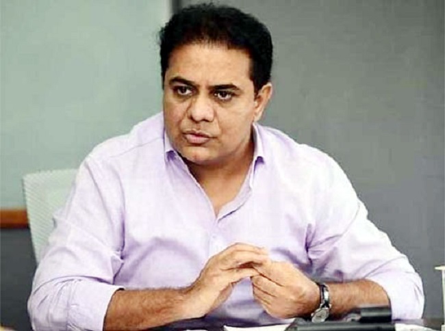 ఏపీపై ప్రేమ‌ను త‌గ్గించుకోలేక‌పోతున్న కేటీఆర్‌...