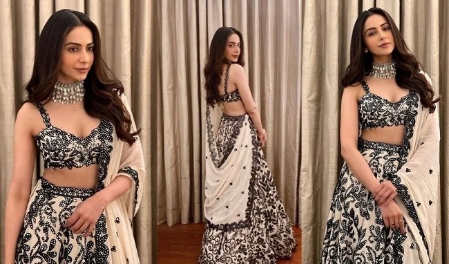 ఫోటో టాక్ : ఈమె అందం గుండెల్లో గుబులు కలిగిస్తుంది