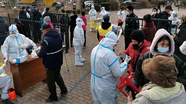 కోవిడ్ నాలుగో వేవ్ వస్తుందా? నిపుణులు ఏం అంటున్నారు!