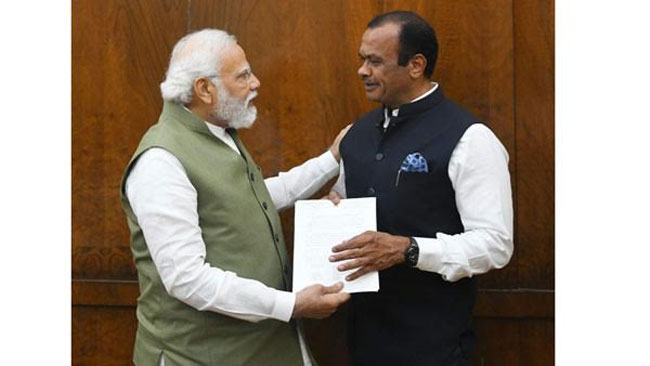 సింగరేణి కుంభకోణంపై మోడీకి కోమటిరెడ్డి ఫిర్యాదు