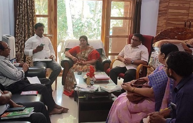 శ్రీ‌కాకుళం జెడ్పీ : ప‌ద‌వి ఆమెది పెత్త‌నం ఆయ‌నది ? ఆజ్ కా రాజ్ సాయి రాజ్ !