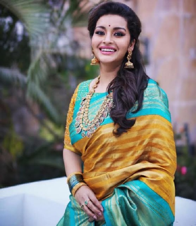 మొత్తానికి రేణు దేశాయ్ ఇలా రీ ఎంట్రీ ఇచ్చేసిందే!