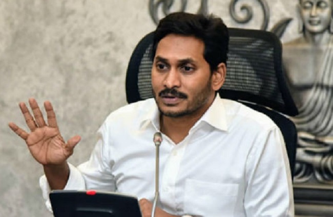 జ‌గ‌న్‌పై మంత్రుల గ‌రం..గ‌రం.. రీజ‌న్ ఇదే!