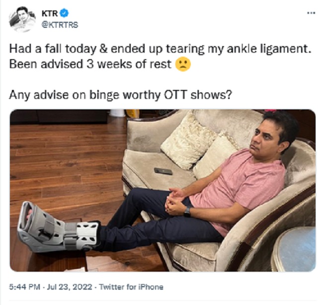 కేటీఆర్ వెనుక పడ్డ ఓటీటీ లు ఫిల్మ్‌ మేకర్స్‌