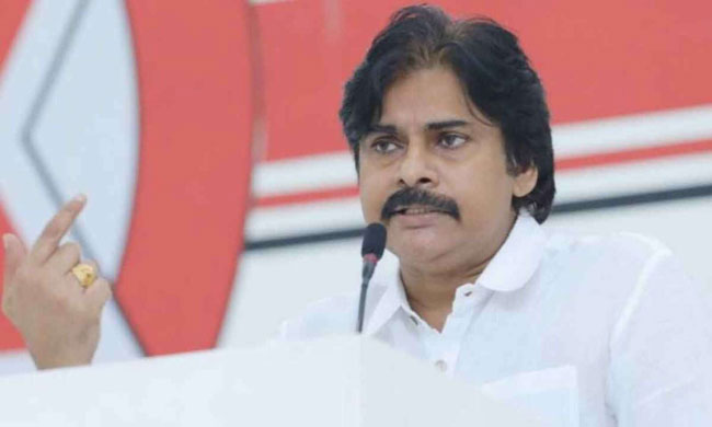 అక్కడ పవన్  పీట వేసుకుని కూర్చుంటారుట... ?