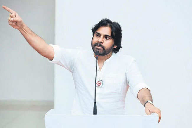 ప‌వ‌న్ ఒక్క నిర్ణ‌యం.. వందల మందిని క‌దిలిస్తుందా.. డేంజ‌ర్ అవుతుందా...!