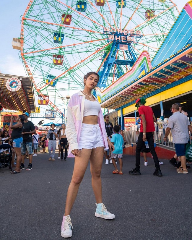 పాపం పూజాను ఆదుకునేది మ‌న గురుడేనా?