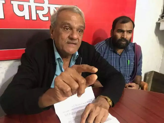 Immigration Staff Gives a Big Shock To CPI Narayana!