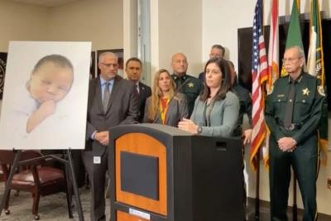 నవజాత శిశువును ఫ్లోరిడా వాగులో విసిరేసిన ప్రవాస భారతీయురాలి అరెస్ట్