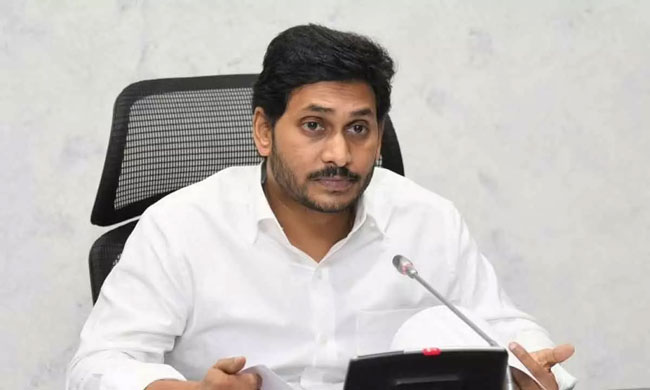 జగన్ చేతిలో బ్రహ్మాస్త్రం... విపక్షం చెల్లా చెదురే...?