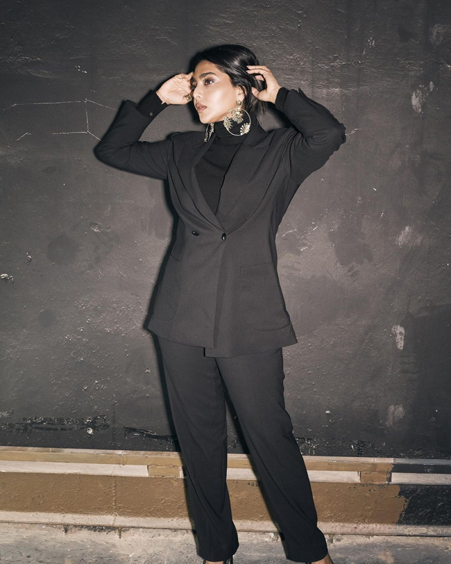 Aishwarya Lekshmi Looks Stunning In Black Suit