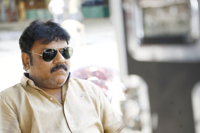 ధమాకా డైరెక్టర్ పై మైత్రి వారి కన్ను..!