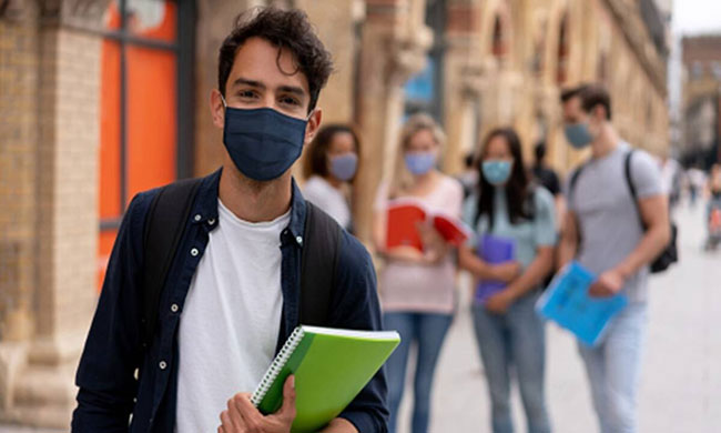 7 Lakh Indian Students Went Abroad For Studies In 2022!