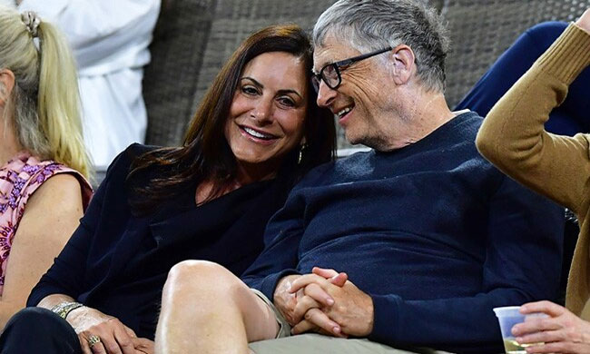 Celebrated Philanthropist Is In A Relationship In Late Age!