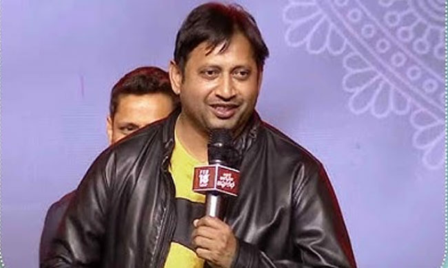 మరోసారి స్పీచ్ తో అదరగొట్టిన SKN మరోసారి స్పీచ్ తో అదరగొట్టిన SKN