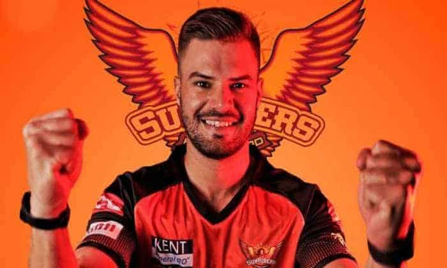 SRH Goes With Overseas Captain Again,Picks All-rounder!