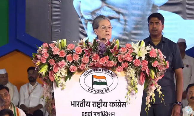 Sonia Gandhi Drops Hints At Stepping Down From Politics!