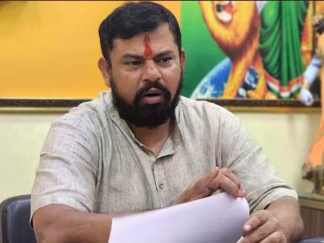 Firebrand MLA Smells MIMs Hand In Fake Certificate Scam!