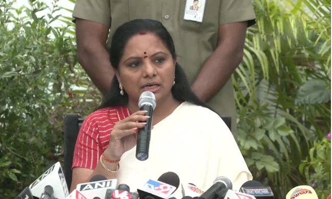 Kavithas Sensational Press Meet Amid Liquor Policy Row!