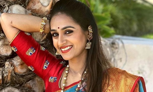 లయ హడావిడికి అసలు రీజన్ ఇదా? లయ హడావిడికి అసలు రీజన్ ఇదా?