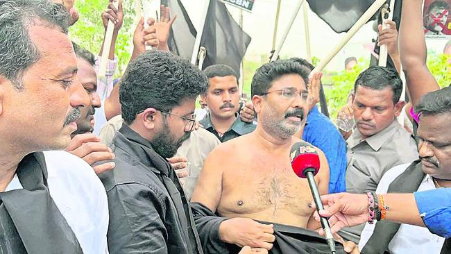 Minister Adimulapu Suresh Removes Shirt And Challenges!