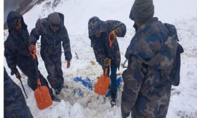 Himalayan Viagra Search Turns Disaster,5 missing!