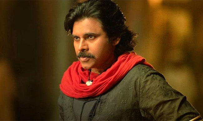 Pawan Kalyan Puts Politics On Hold For Veera Mallu!