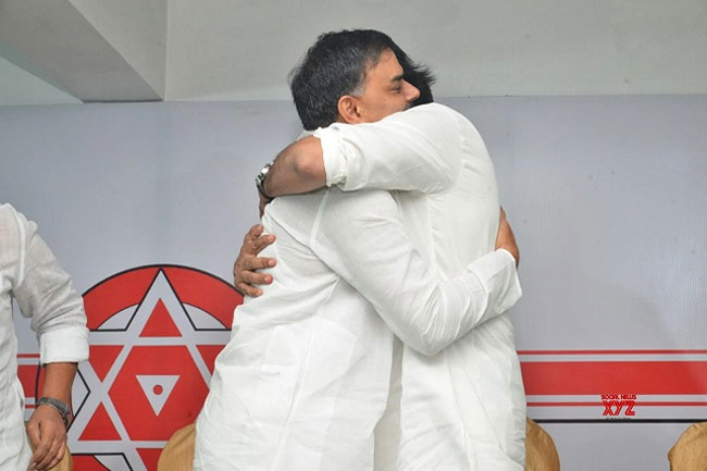Pawan Warns Those Who Comment On Nadendla!