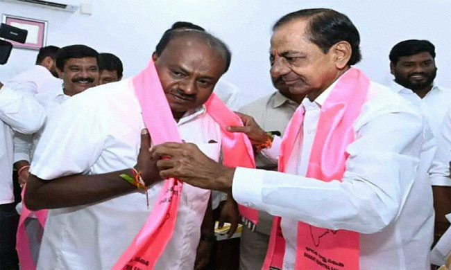 Why KCR Did Not Focus On Karnataka Elections?