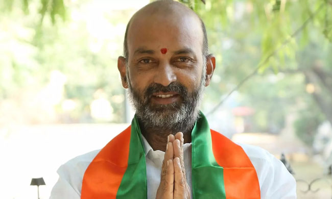 Bandi Vs Eatala: Sanjay wins this round