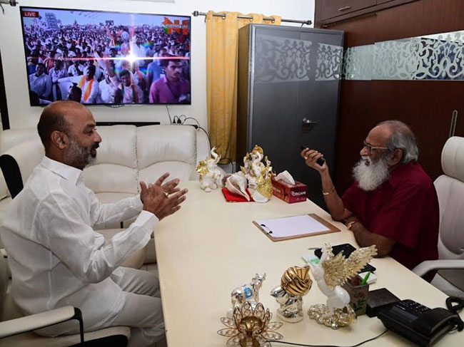 Ex-BJP Chief Met Vijayendra Prasad, Whats Up?